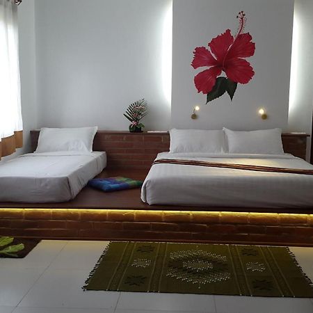 Thanakha Inle Hotel Nyaungshwe Rum bild