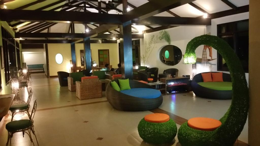 Thanakha Inle Hotel Nyaungshwe Exteriör bild